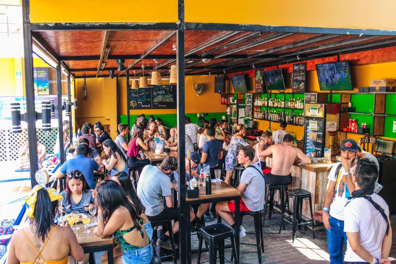 Wild Rover Huacachina Ика Экстерьер фото