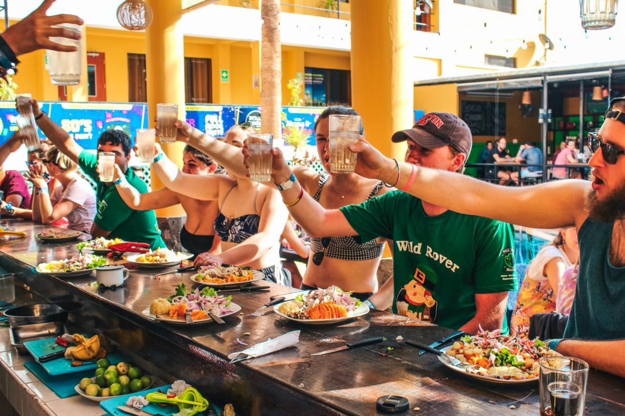 Wild Rover Huacachina Ика Экстерьер фото